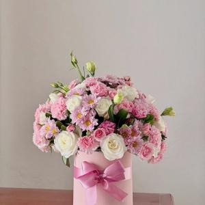 Carnation Flower Box