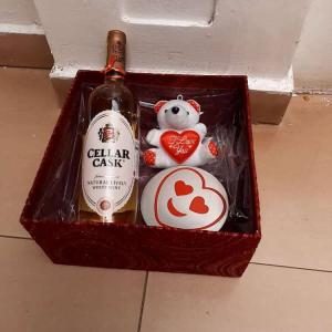 Wine gift box