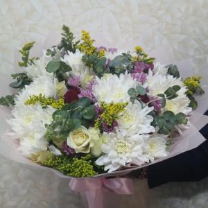 Chrysanthemum mix bouquet