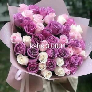 Mauve Roses Bouquet